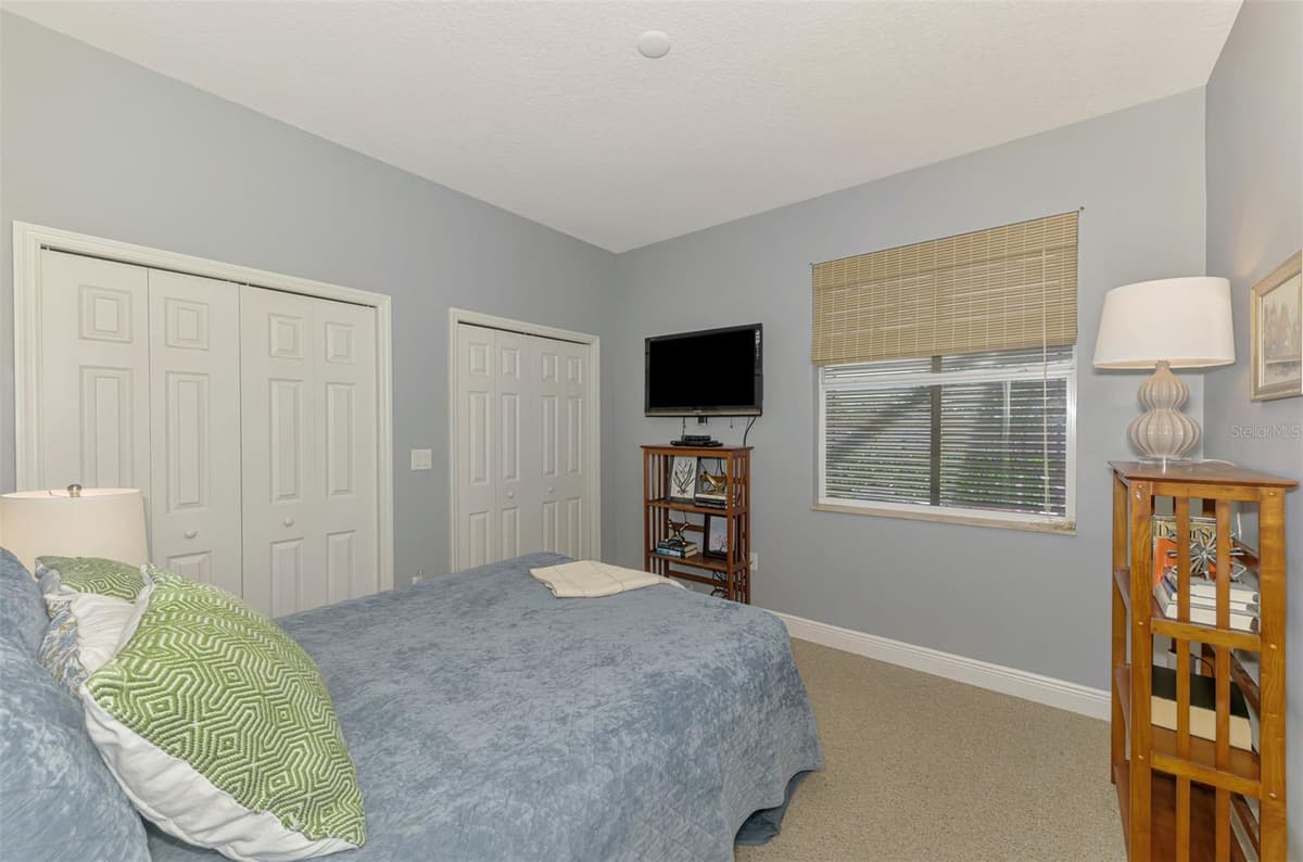 107 WAYFOREST DRIVE — photo 47 of 73