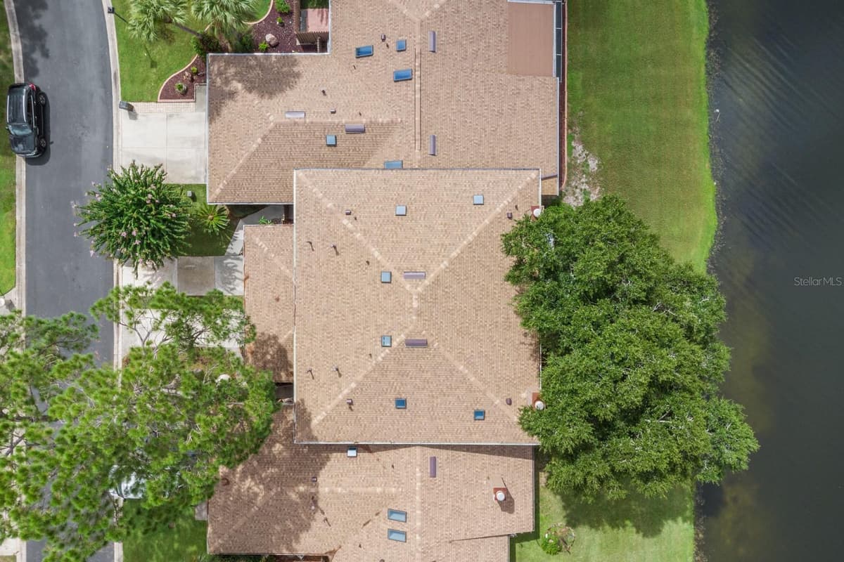 182 HERON BAY CIRCLE — photo 4 of 43