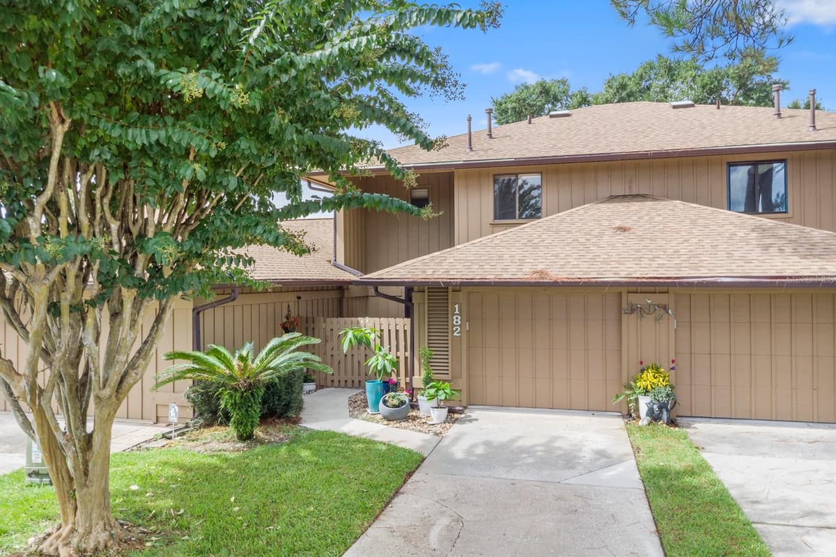 182 HERON BAY CIRCLE — photo 41 of 43