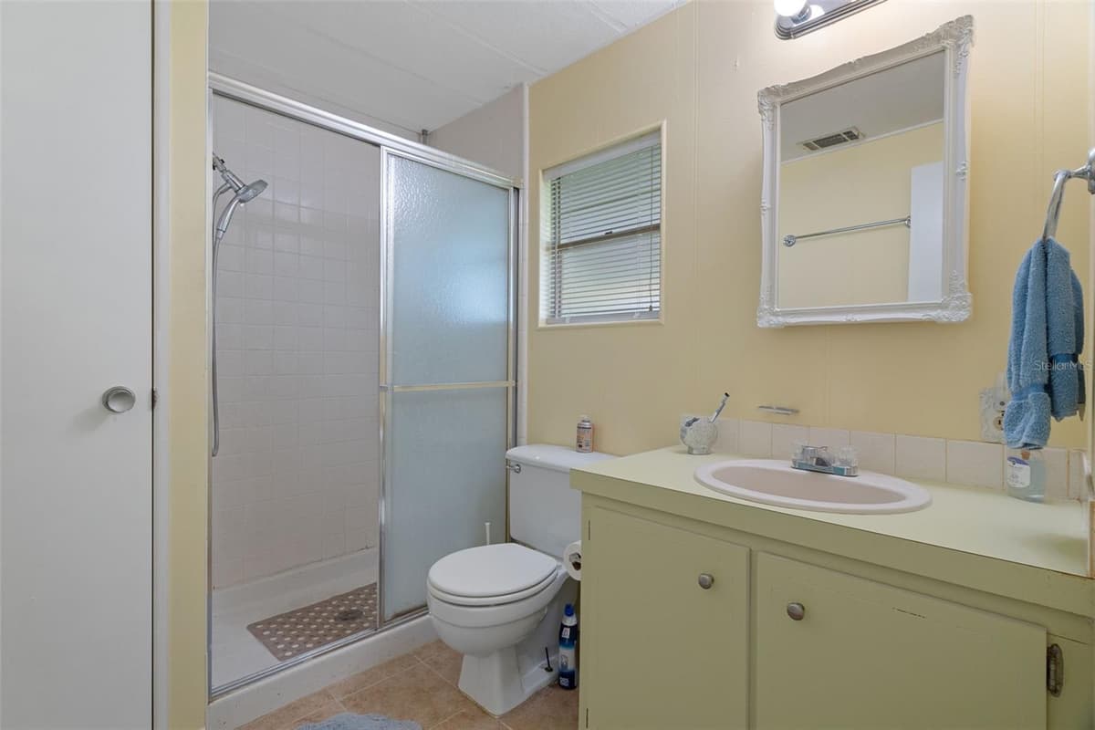 14621 BROOKRIDGE BOULEVARD — photo 18 of 41