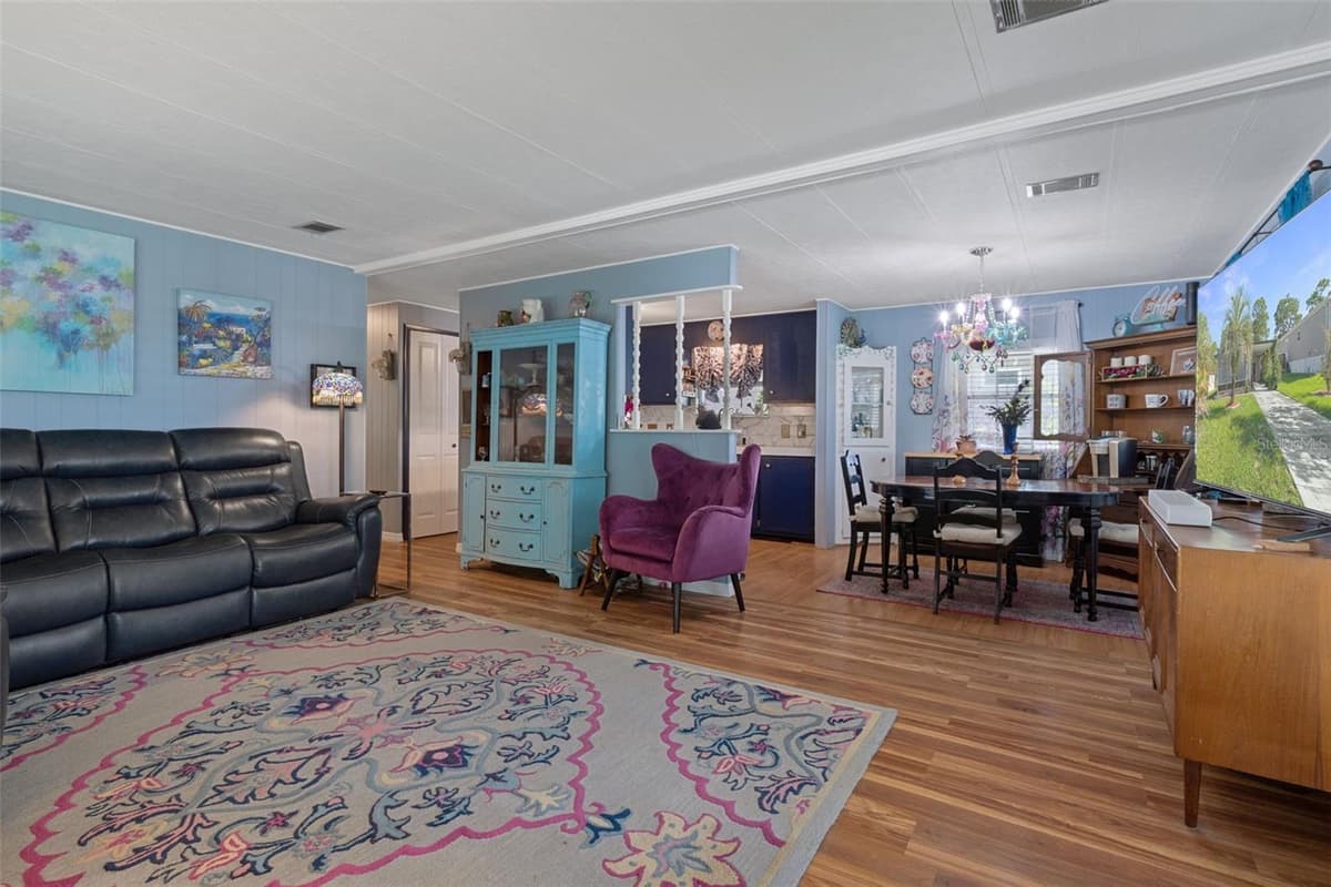 14621 BROOKRIDGE BOULEVARD — photo 5 of 41