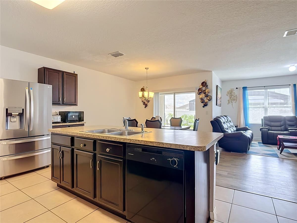 829 SHEEN CIRCLE — photo 18 of 56