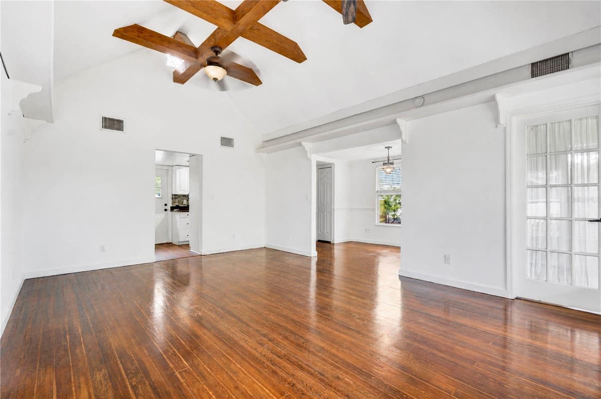 1512 OREGON STREET — photo 4 of 49