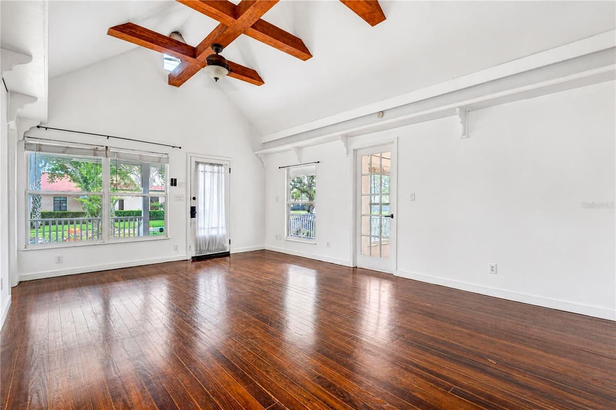 1512 OREGON STREET — photo 3 of 49