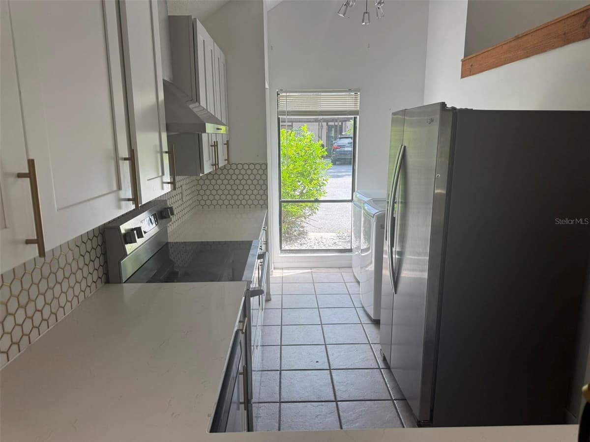 4009 MURIEL PLACE — photo 13 of 38