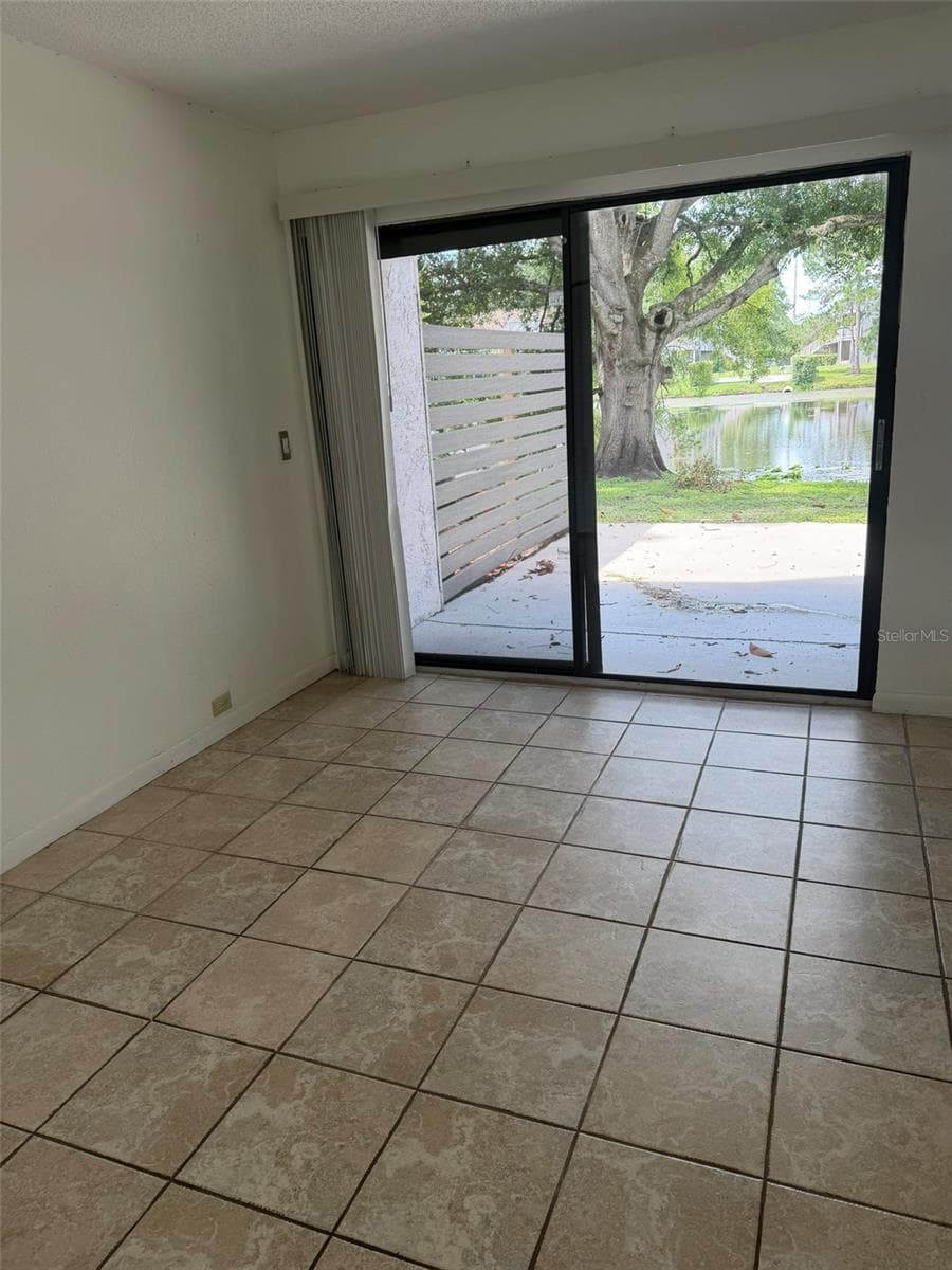 4009 MURIEL PLACE — photo 31 of 38