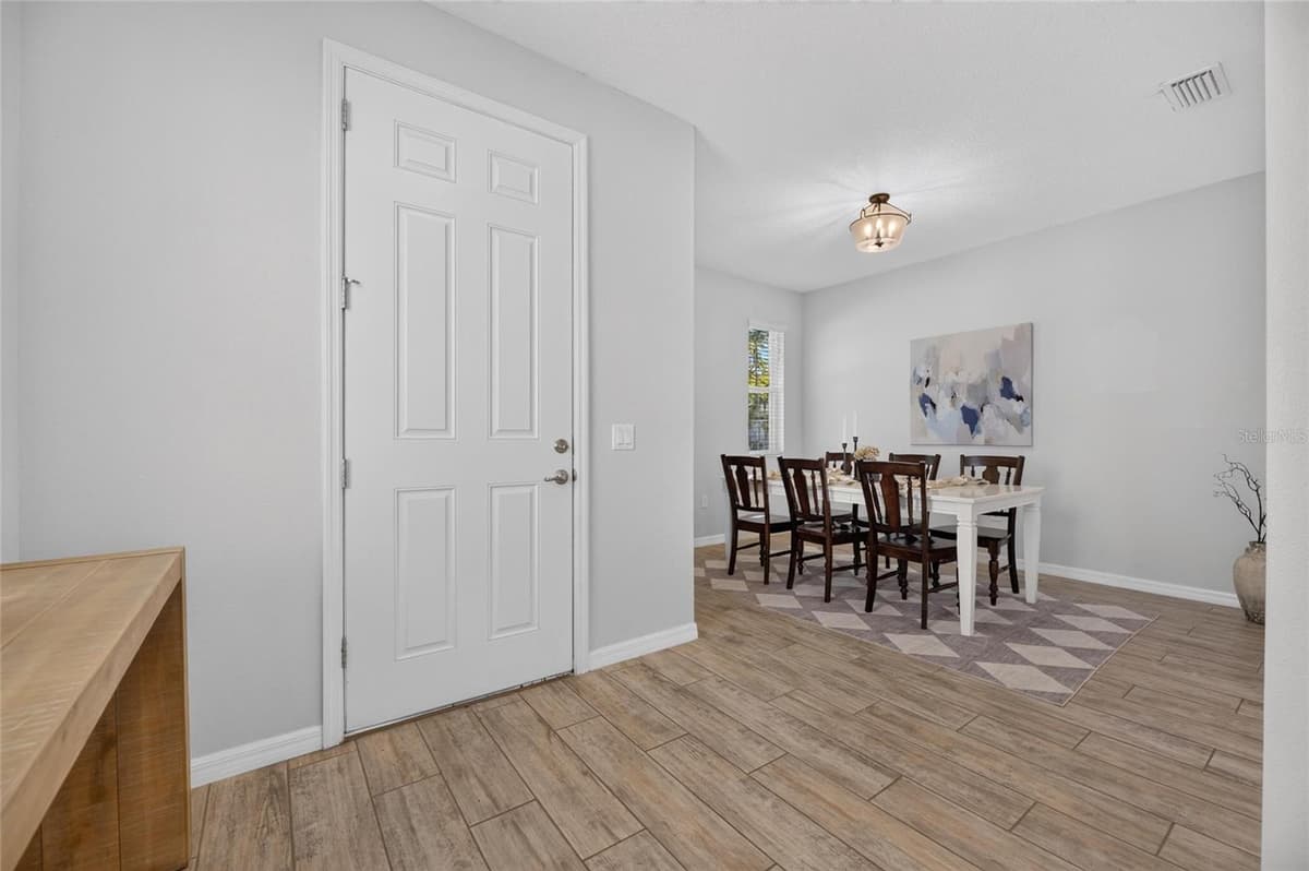 7113 BOWSPIRIT PLACE — photo 11 of 84