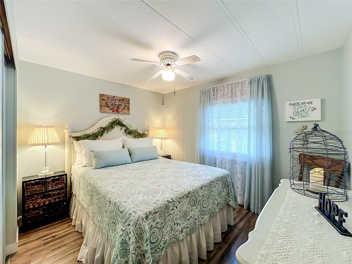 1108 NASSAU CIRCLE — photo 30 of 63