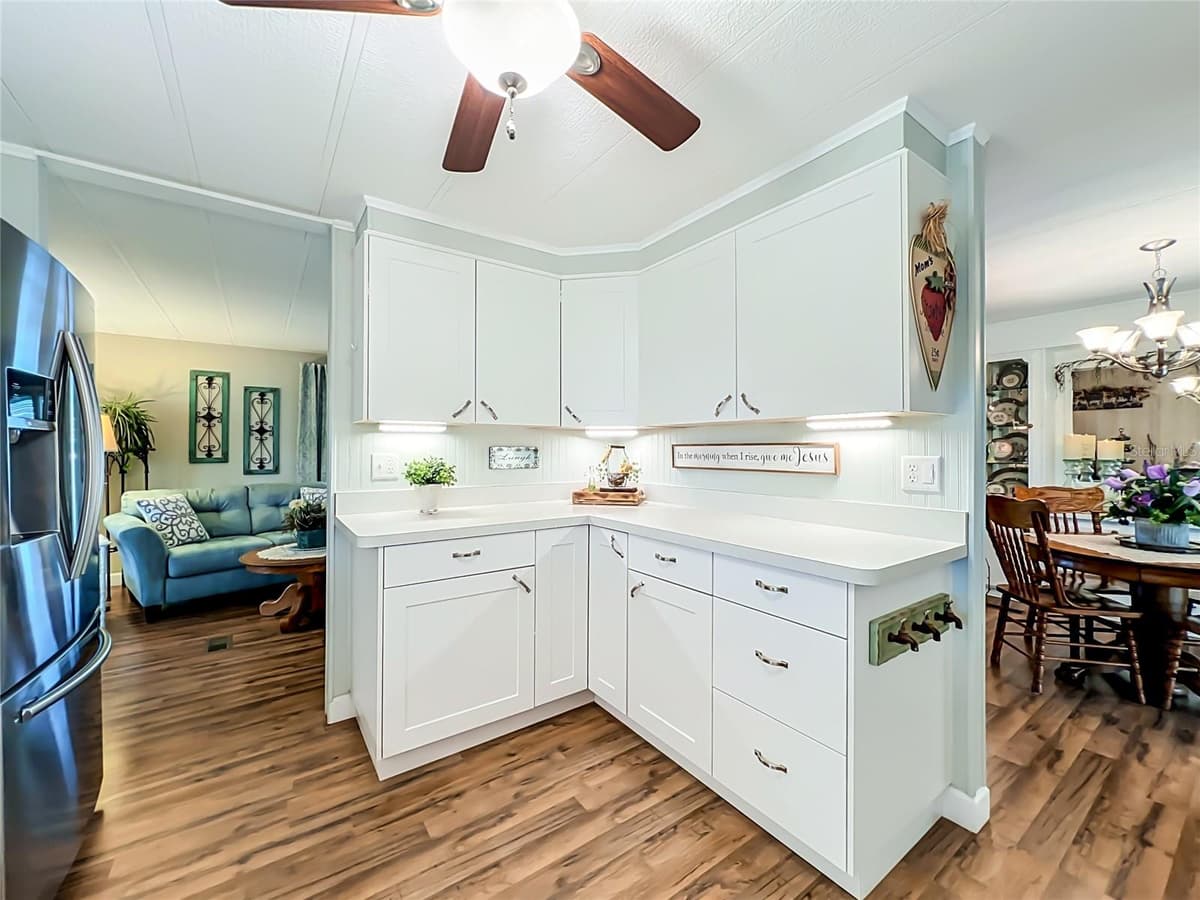 1108 NASSAU CIRCLE — photo 19 of 63
