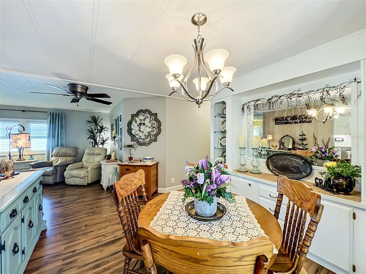 1108 NASSAU CIRCLE — photo 13 of 63