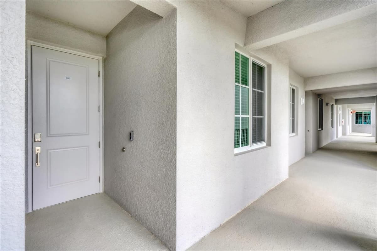 14161 HERITAGE LANDING BOULEVARD — photo 4 of 62