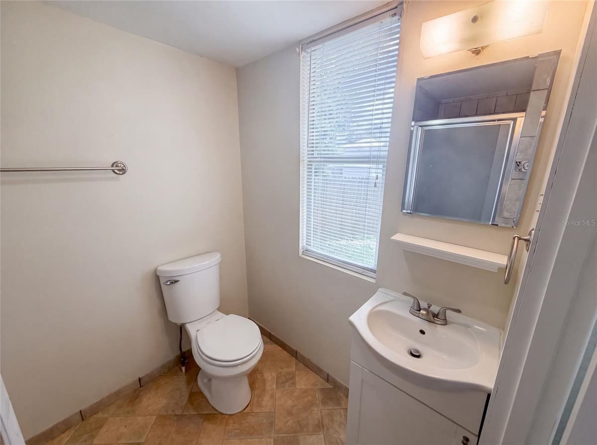 345 ACROPOLIS DRIVE — photo 16 of 24