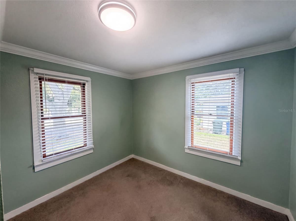 345 ACROPOLIS DRIVE — photo 12 of 24