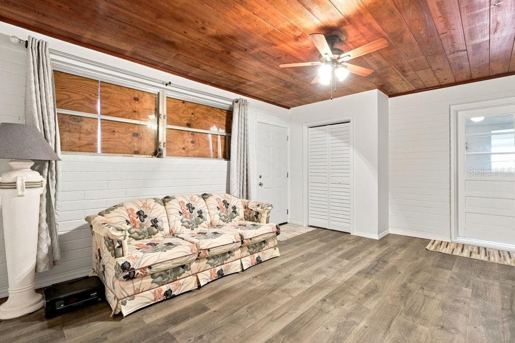379 MORNINGSIDE AVENUE — photo 31 of 45