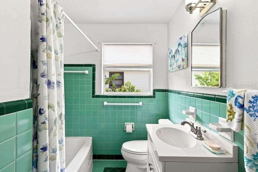 379 MORNINGSIDE AVENUE — photo 36 of 45