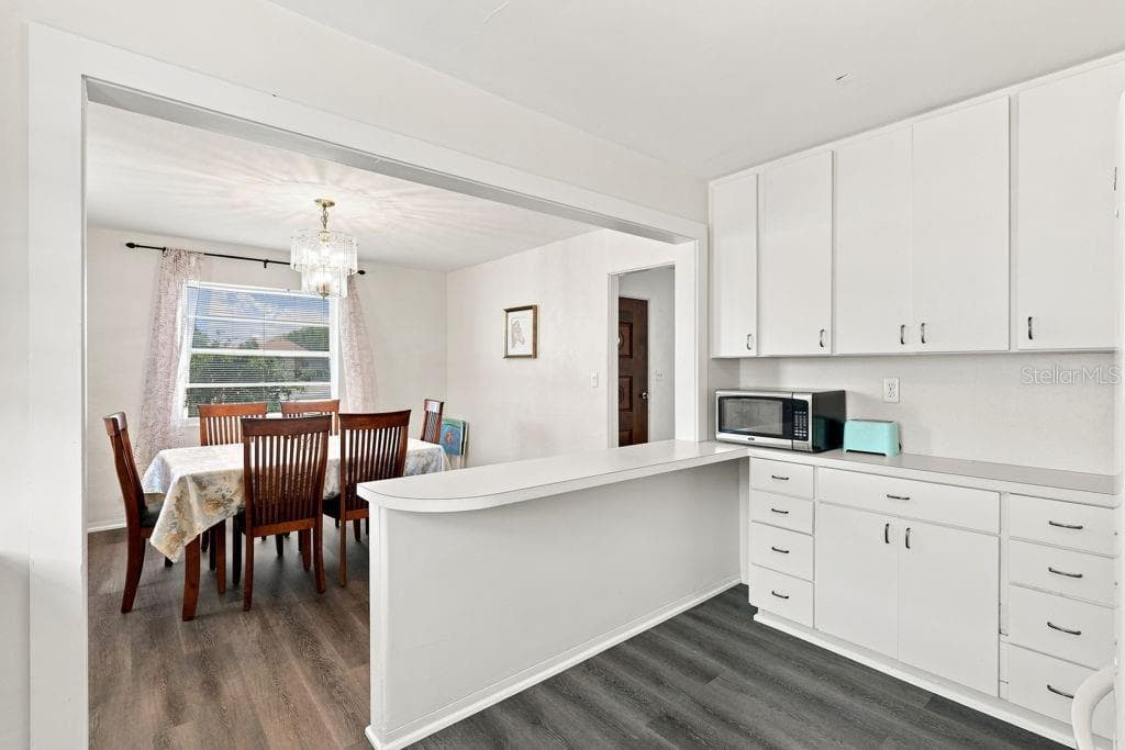 379 MORNINGSIDE AVENUE — photo 17 of 45
