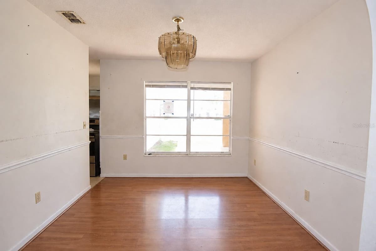 13375 ANGLER STREET — photo 8 of 30