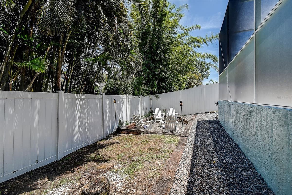 1105 CLIPPERS WAY — photo 33 of 34