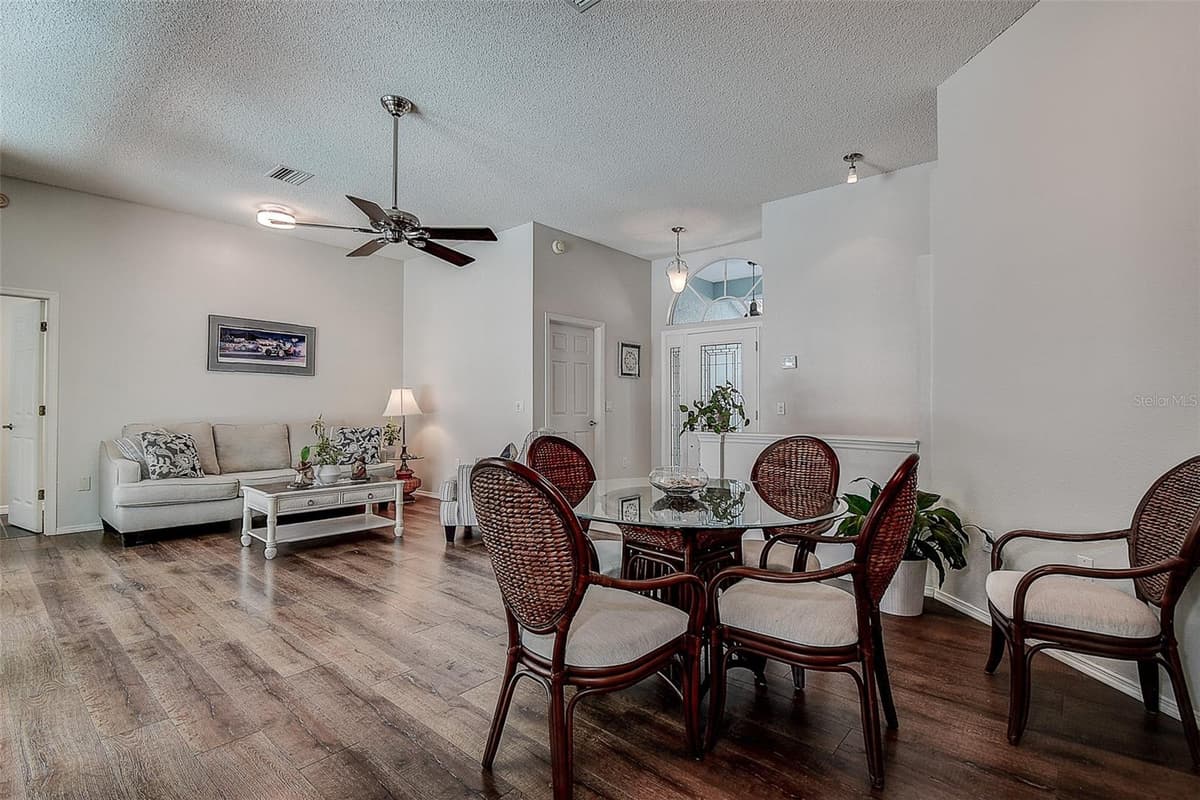1105 CLIPPERS WAY — photo 9 of 34