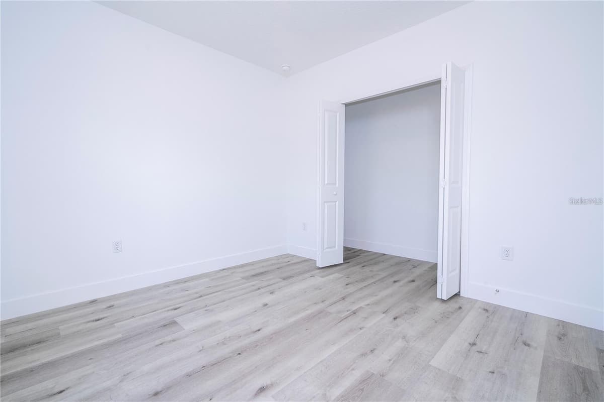 42021 TAMARAC STREET — photo 26 of 32