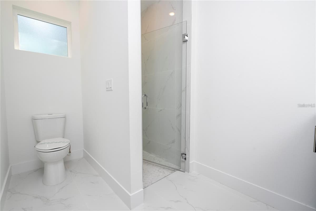 42021 TAMARAC STREET — photo 20 of 32