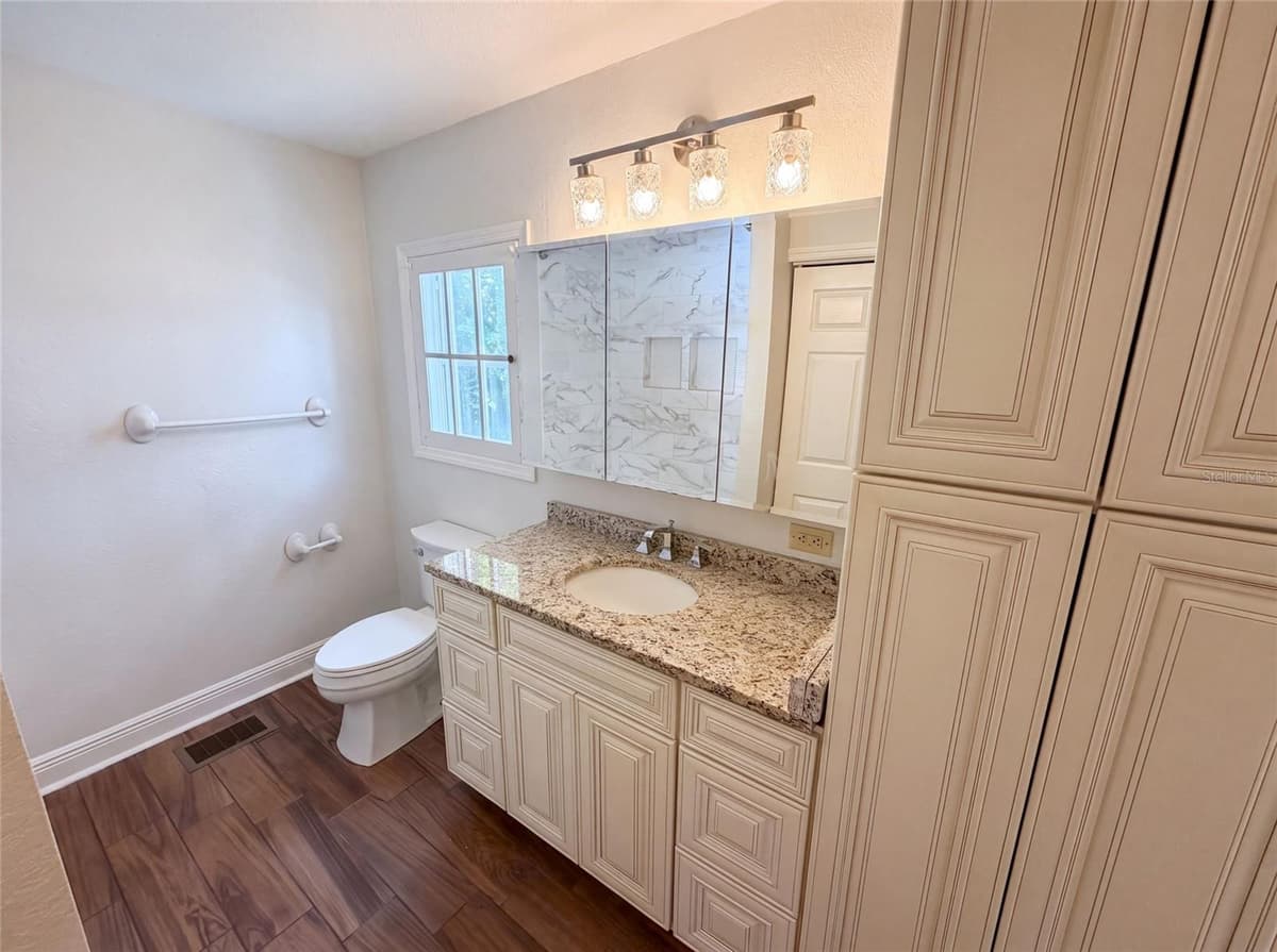 175 LAKE GENEVA ROAD — photo 12 of 27