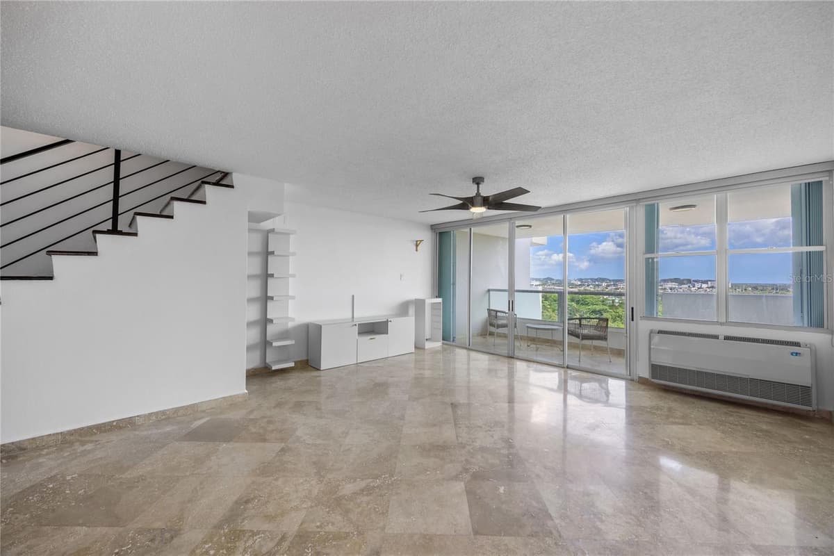 146 Ave Santa Ana BOSQUE DE LA VILLA DE TORRIMAR — photo 6 of 23