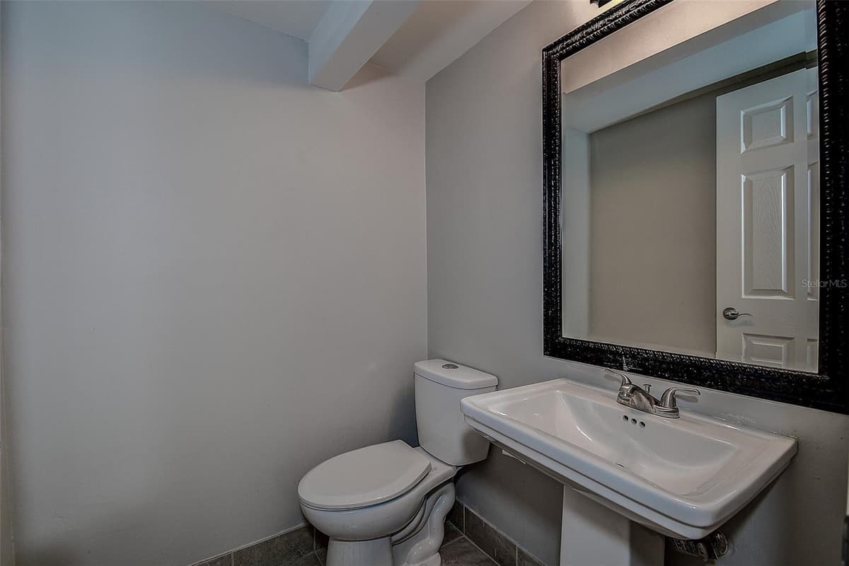 2632 ENTERPRISE ROAD — photo 18 of 35