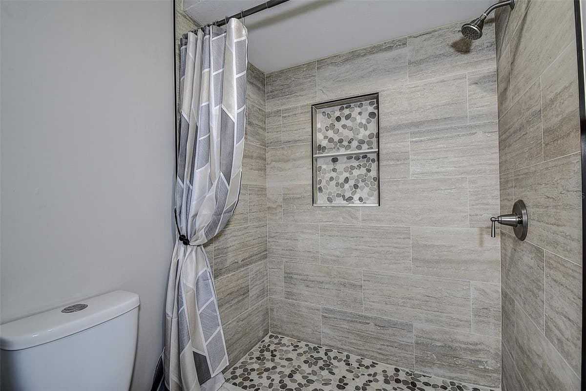 2632 ENTERPRISE ROAD — photo 27 of 35