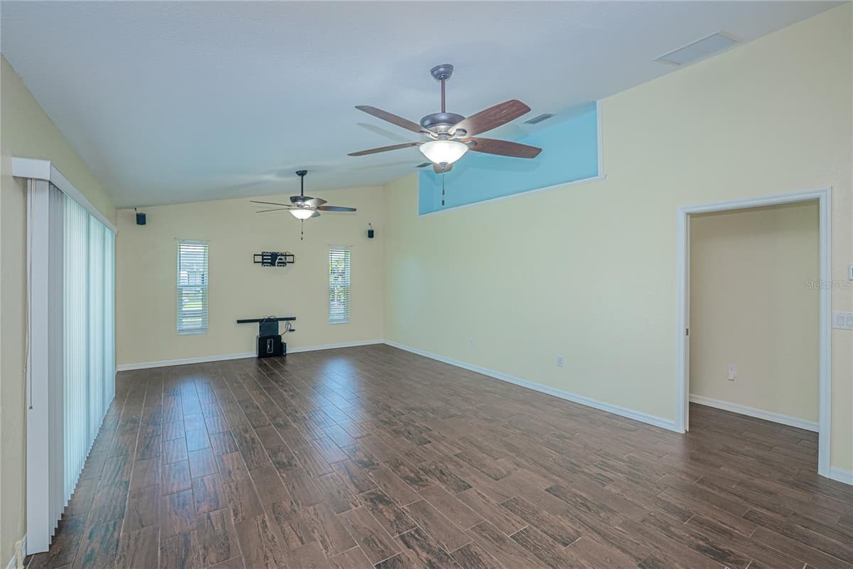 206 WATERWAY DRIVE — photo 22 of 56