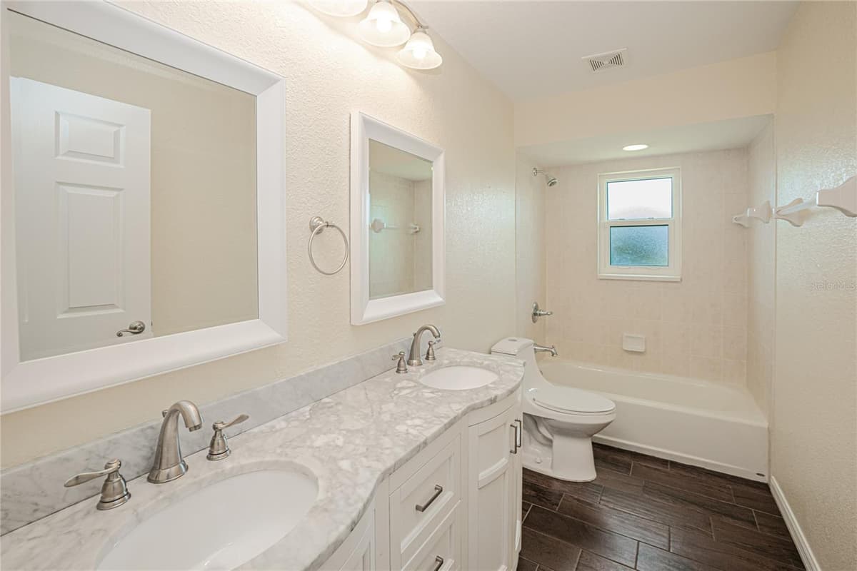 206 WATERWAY DRIVE — photo 34 of 56
