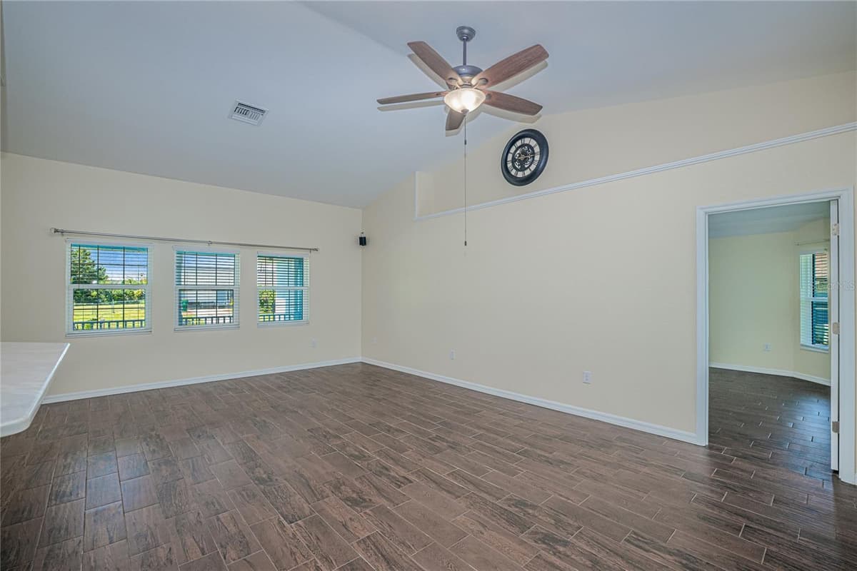 206 WATERWAY DRIVE — photo 10 of 56