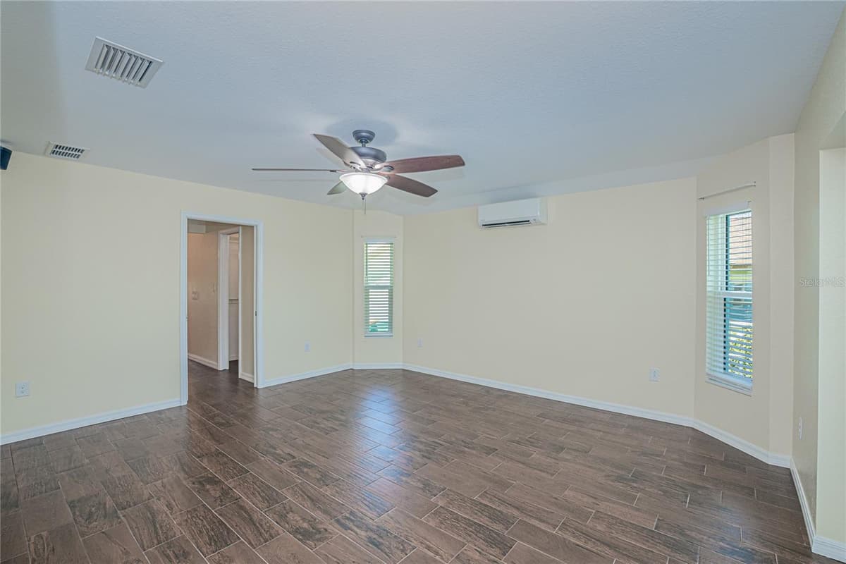 206 WATERWAY DRIVE — photo 26 of 56