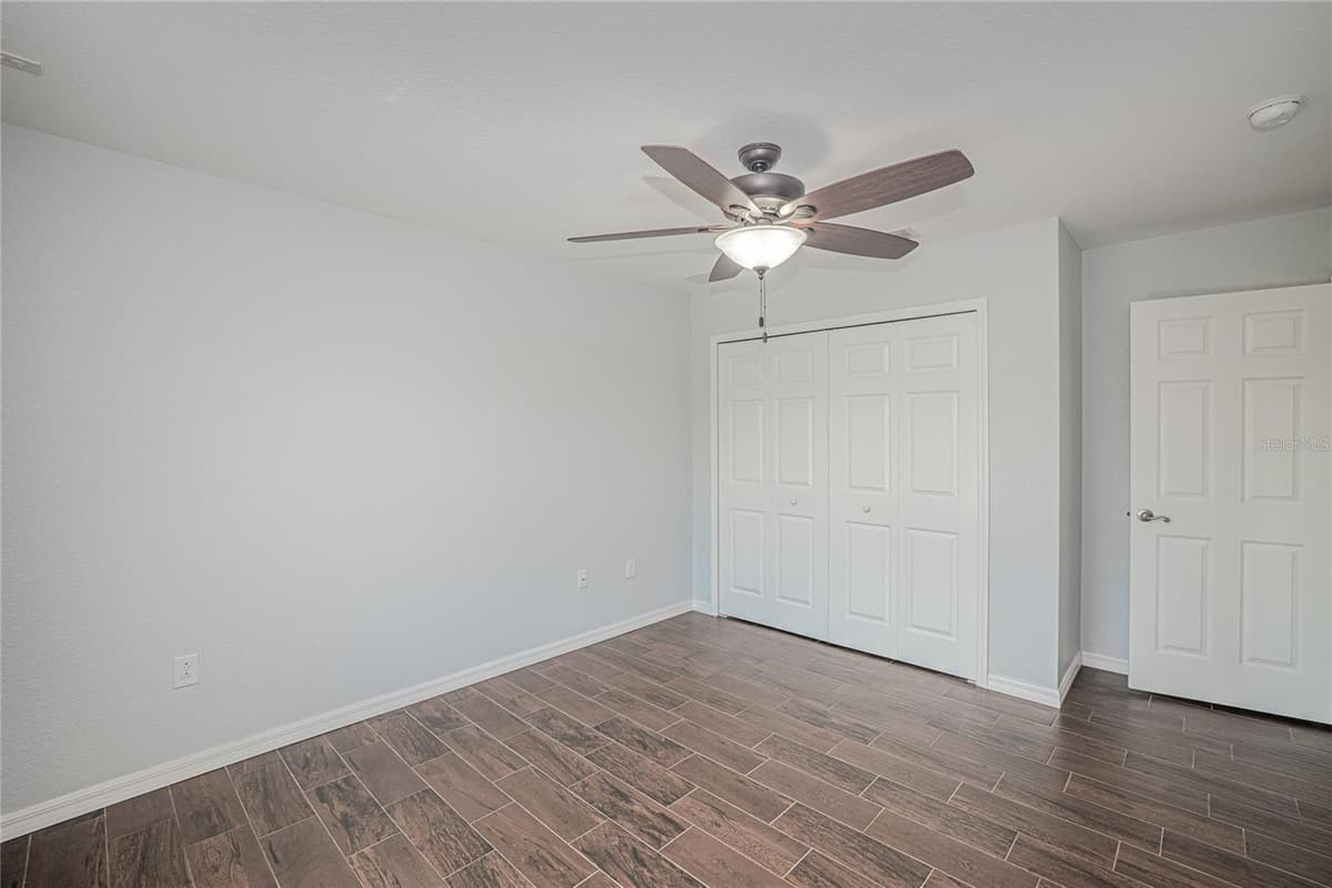 206 WATERWAY DRIVE — photo 33 of 56