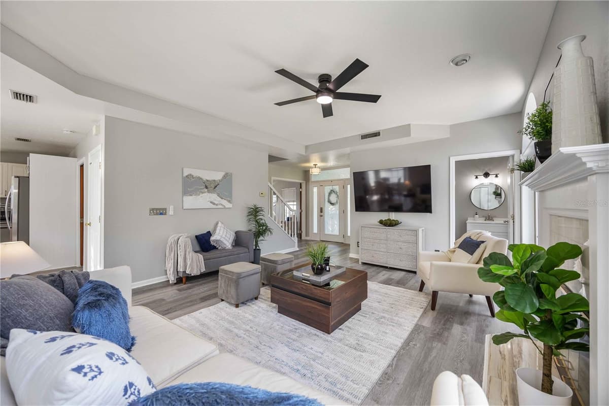 13951 HARBOR VIEW DRIVE — photo 12 of 30