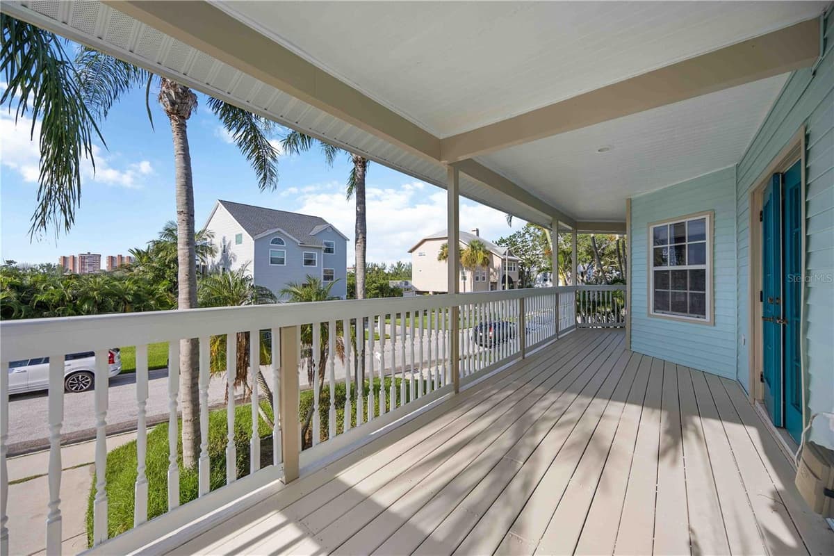 13951 HARBOR VIEW DRIVE — photo 24 of 30