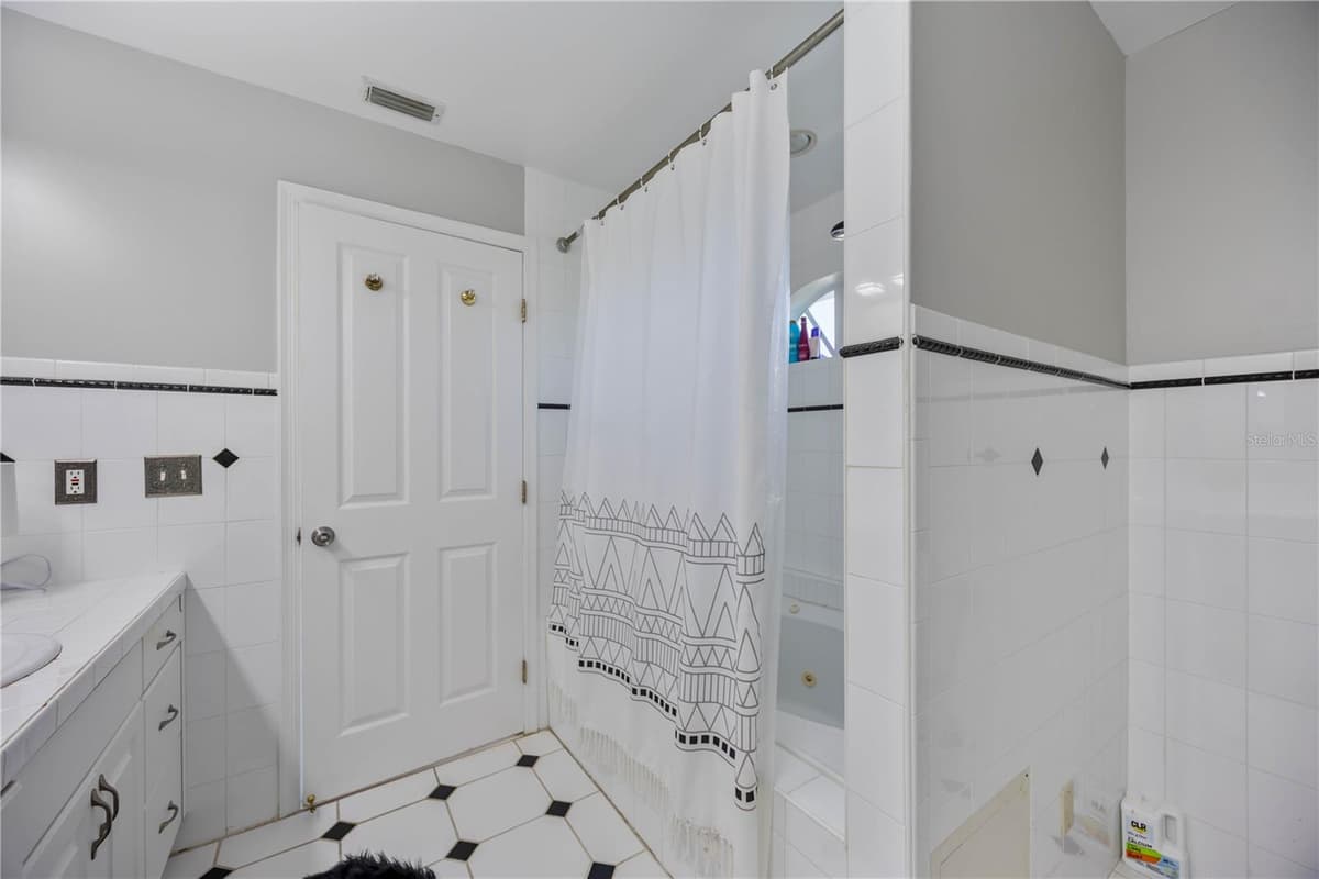 13951 HARBOR VIEW DRIVE — photo 22 of 30
