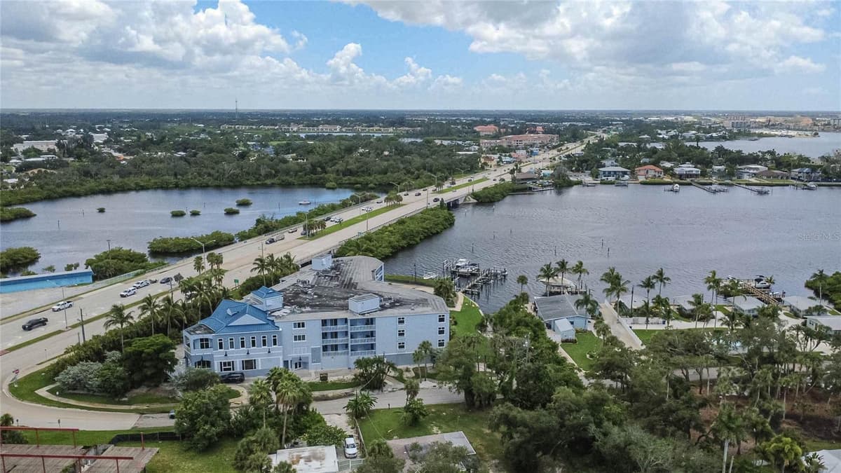 516 TAMIAMI TRAIL — photo 36 of 49
