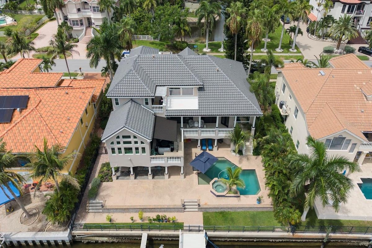 6113 PASADENA POINT BOULEVARD — photo 7 of 92