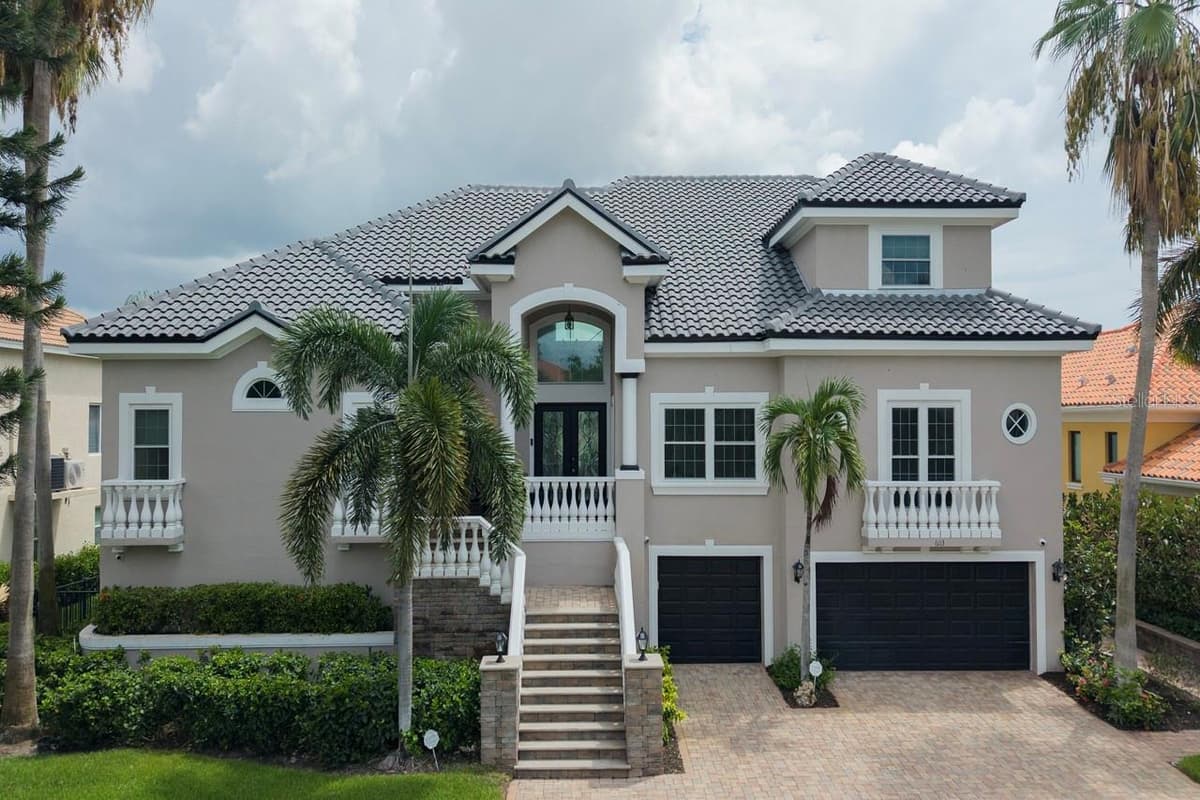 6113 PASADENA POINT BOULEVARD — photo 12 of 92