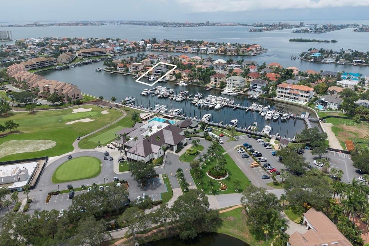 6113 PASADENA POINT BOULEVARD — photo 8 of 92