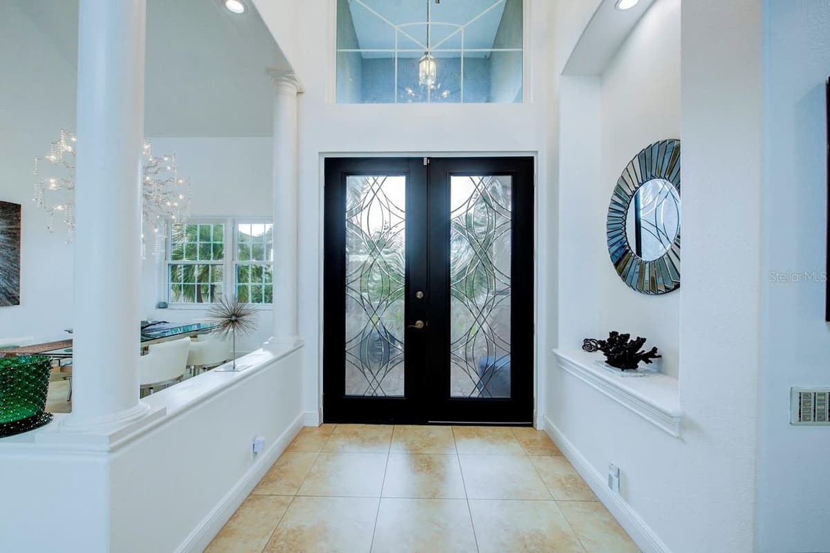 6113 PASADENA POINT BOULEVARD — photo 17 of 92