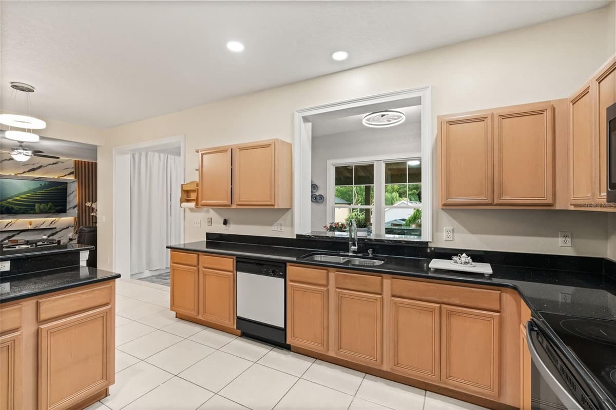 2408 CIMMARON ASH WAY — photo 22 of 47