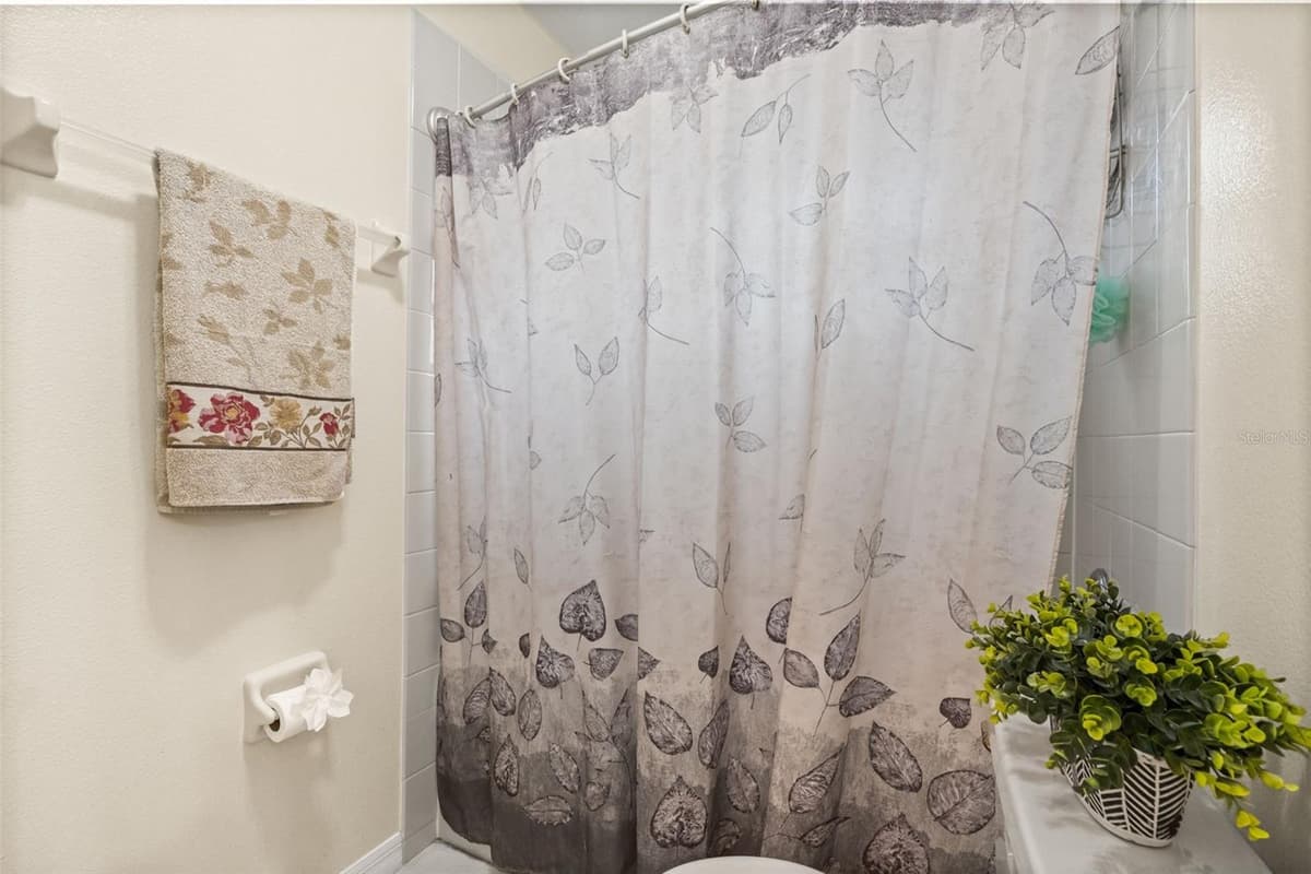 2408 CIMMARON ASH WAY — photo 39 of 47