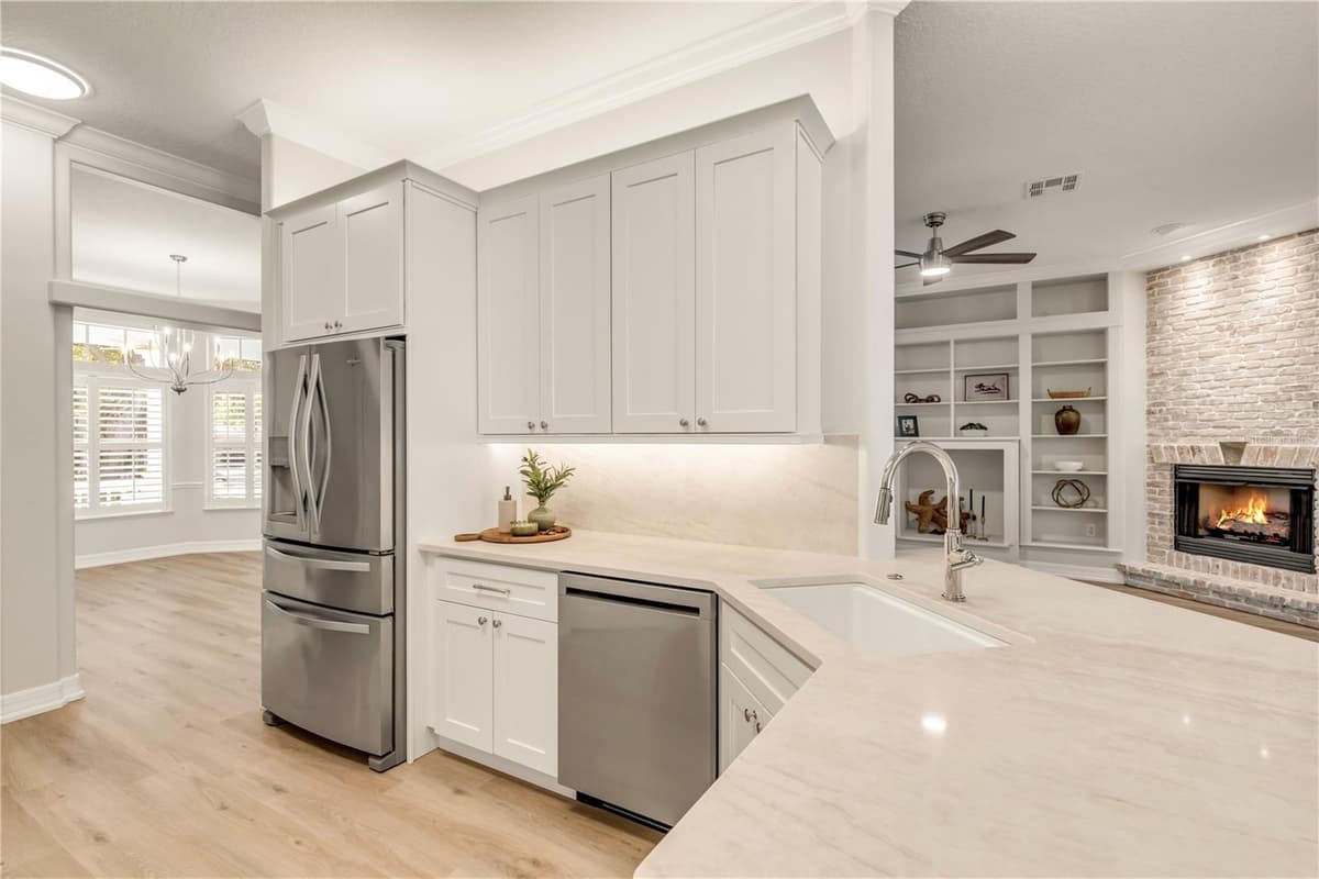 410 PENINSULA AVENUE — photo 16 of 48
