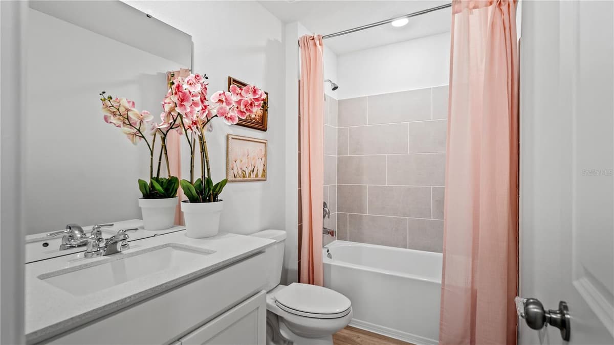 1880 FIELDSTONE STREET — photo 9 of 21