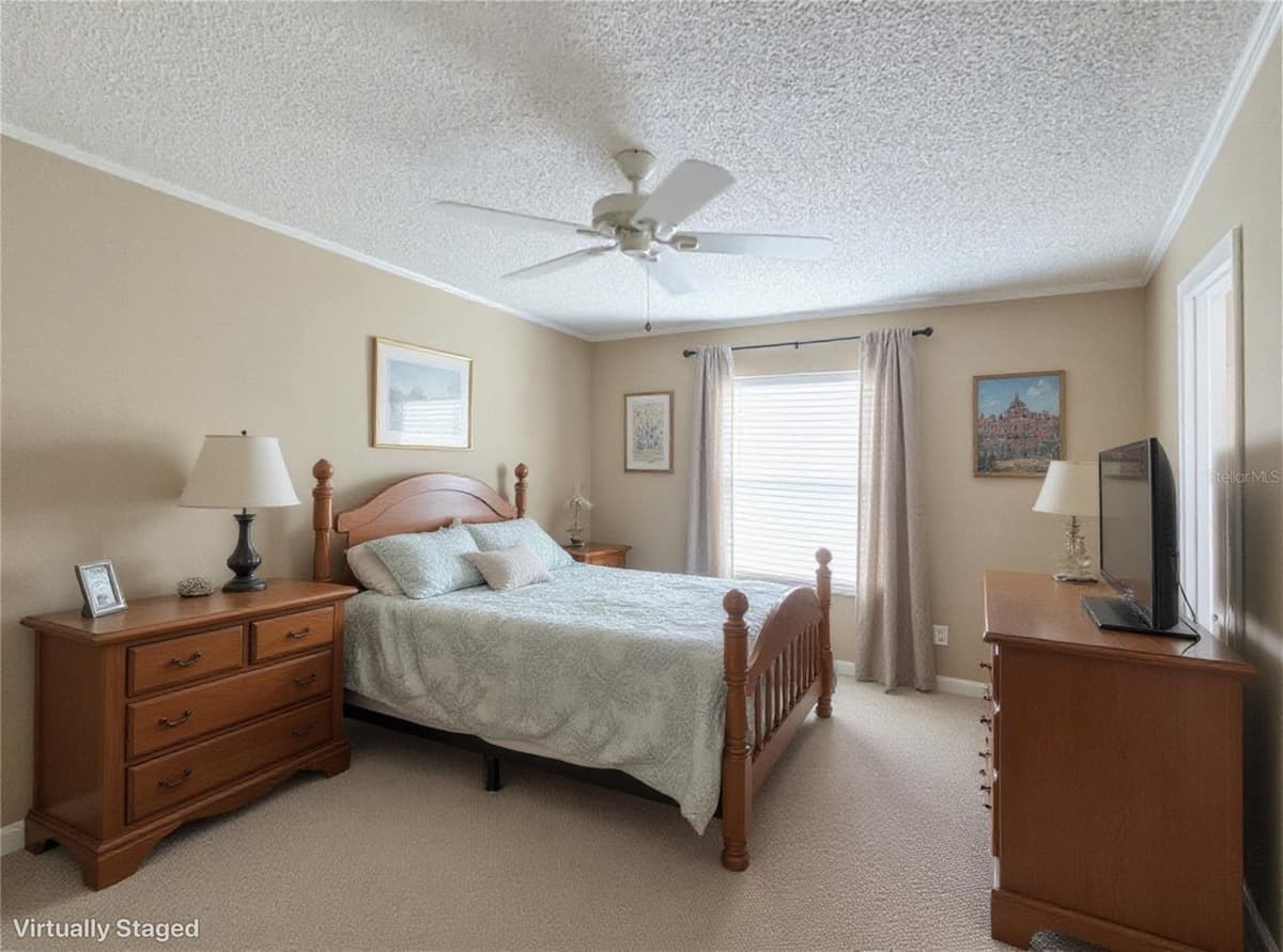 601 ROBIN LANE — photo 14 of 29