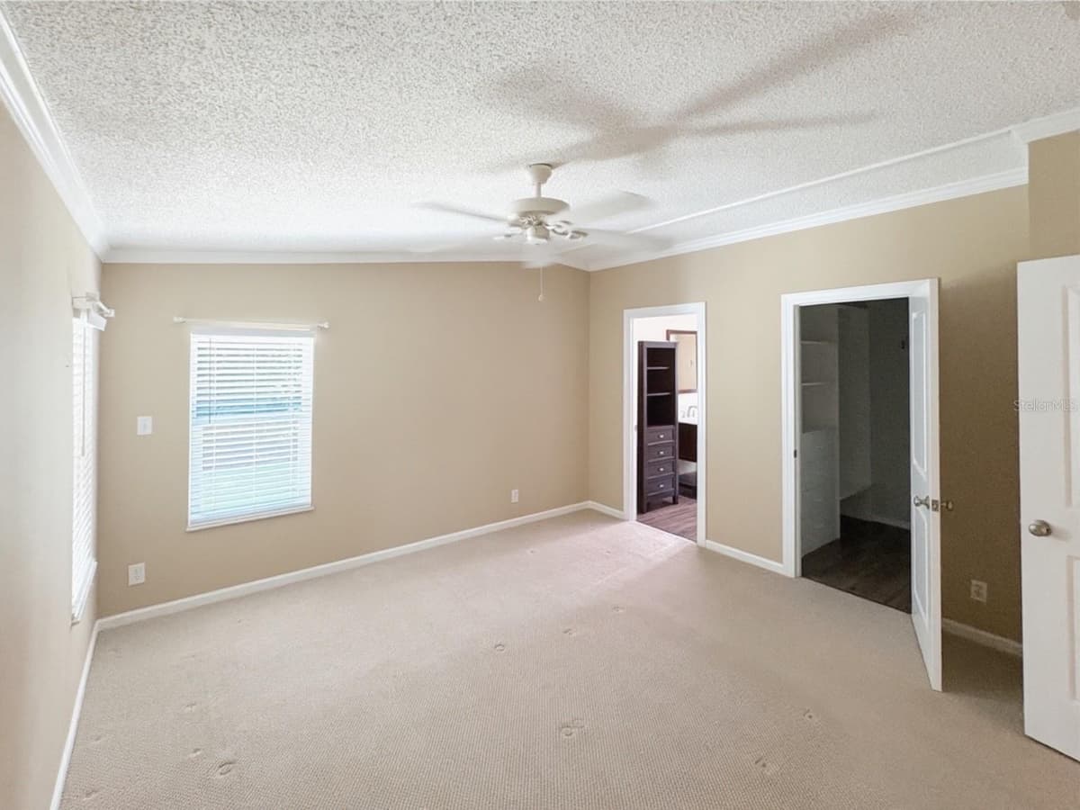 601 ROBIN LANE — photo 18 of 29
