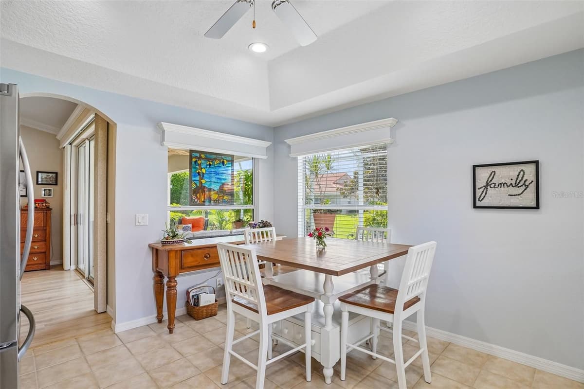 5105 HARBOUR DRIVE — photo 11 of 57
