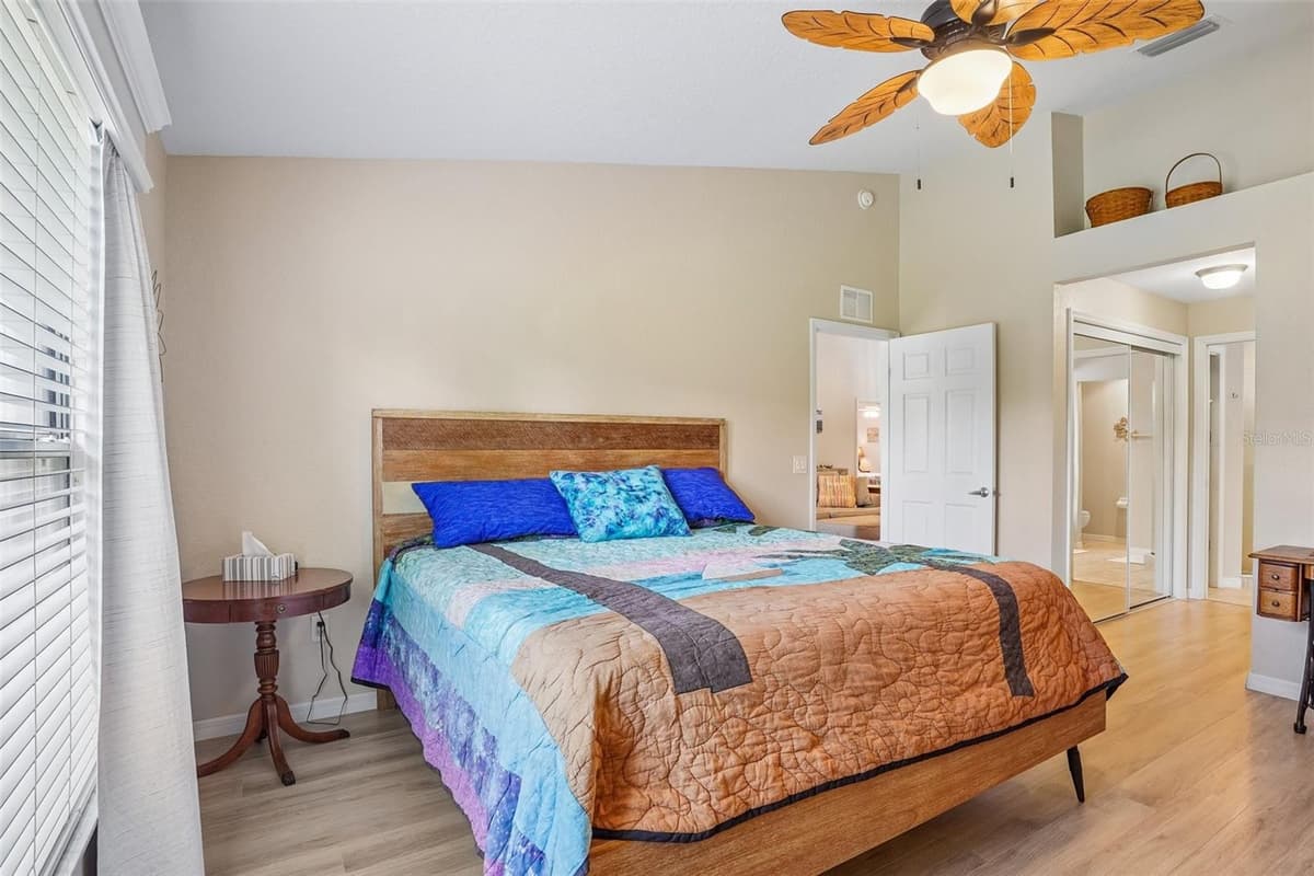 5105 HARBOUR DRIVE — photo 17 of 57